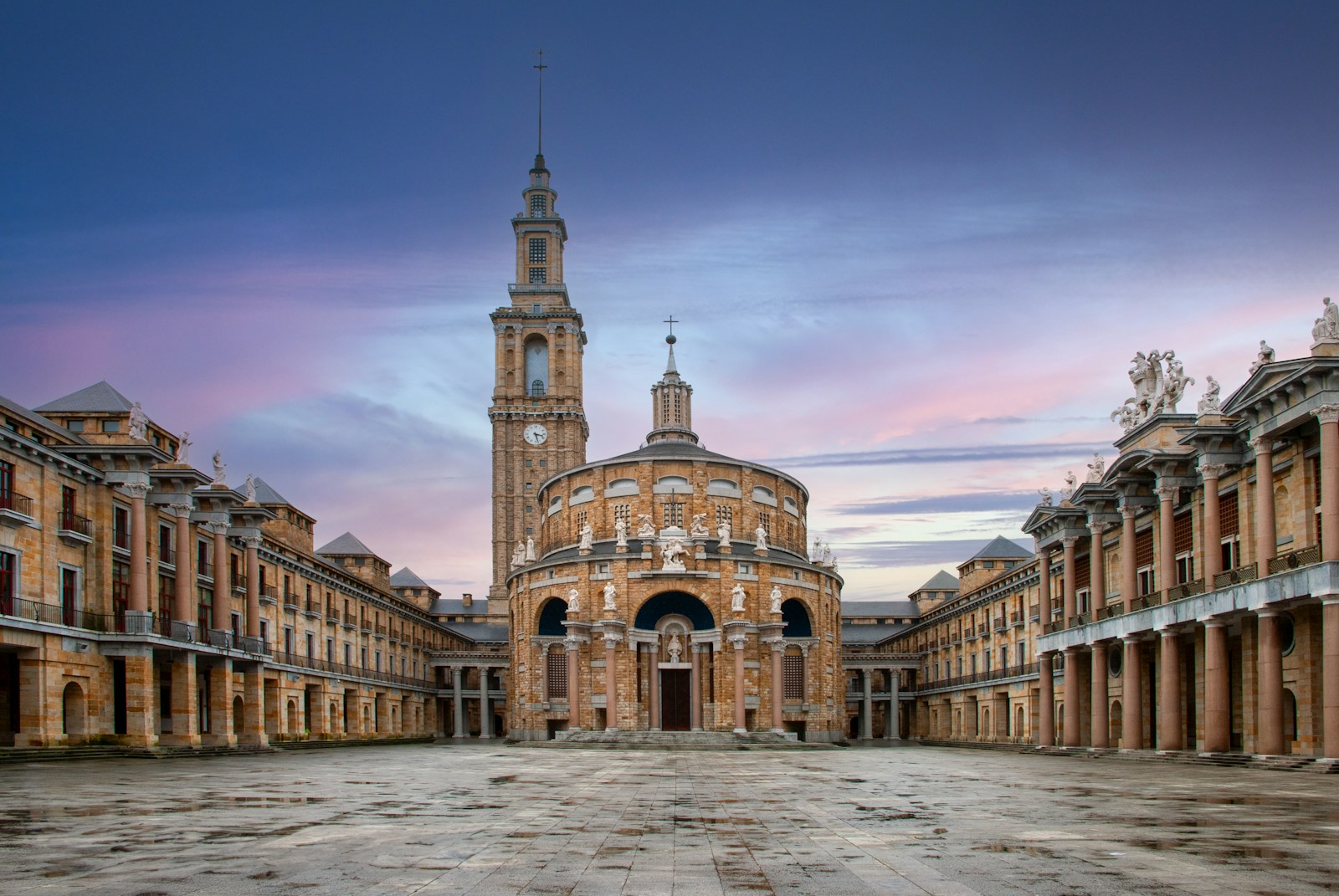 Universidad laboral Gijon